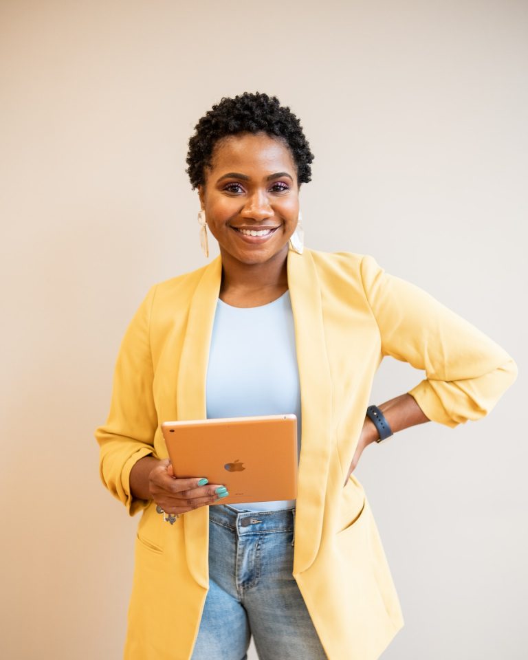 african woman with ipad